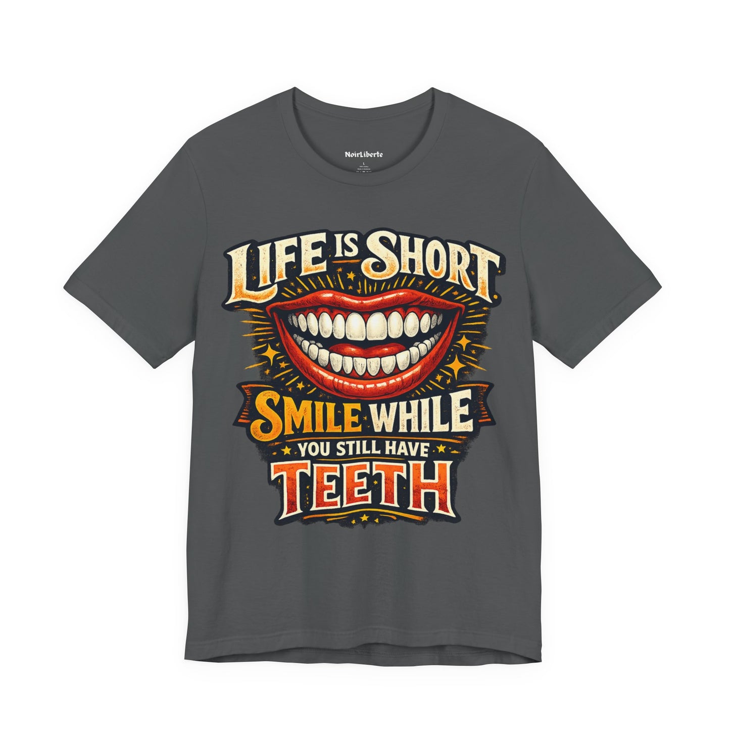 Funny shirt with a funny saying graphic, Grey